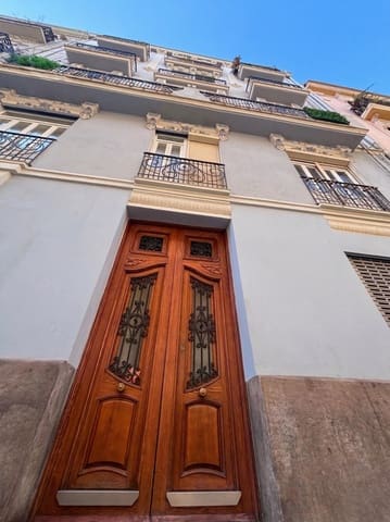 4 soveværelse Lejlighed til salg i Russafa, Valencia by - € 430.000 (Ref: 9732195)