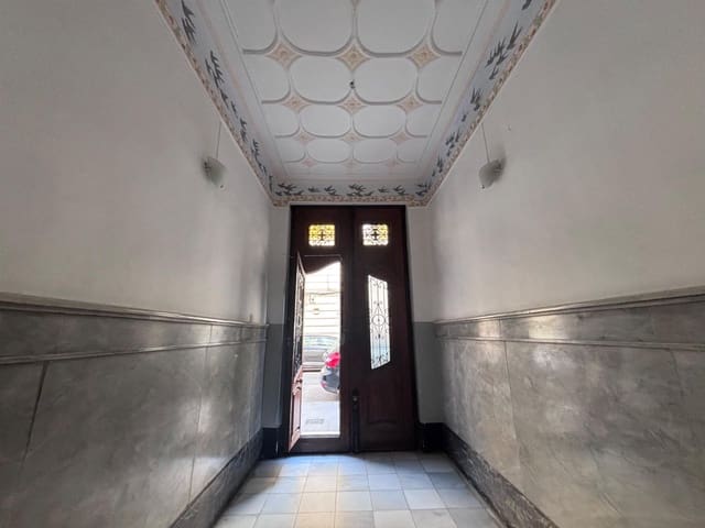 4 soveværelse Lejlighed til salg i Russafa, Valencia by - € 430.000 (Ref: 9732195)