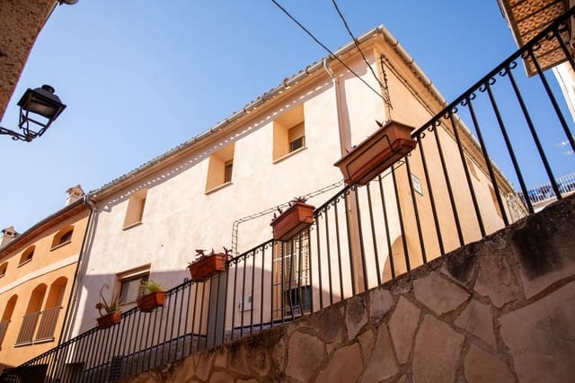 4 chambre Maison de Ville à vendre à Quatretondeta - 120 000 € (Ref: 9735653)