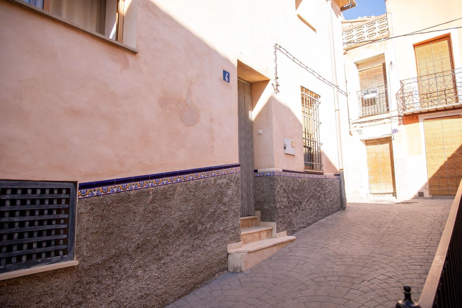 4 chambre Maison de Ville à vendre à Quatretondeta - 120 000 € (Ref: 9735653)