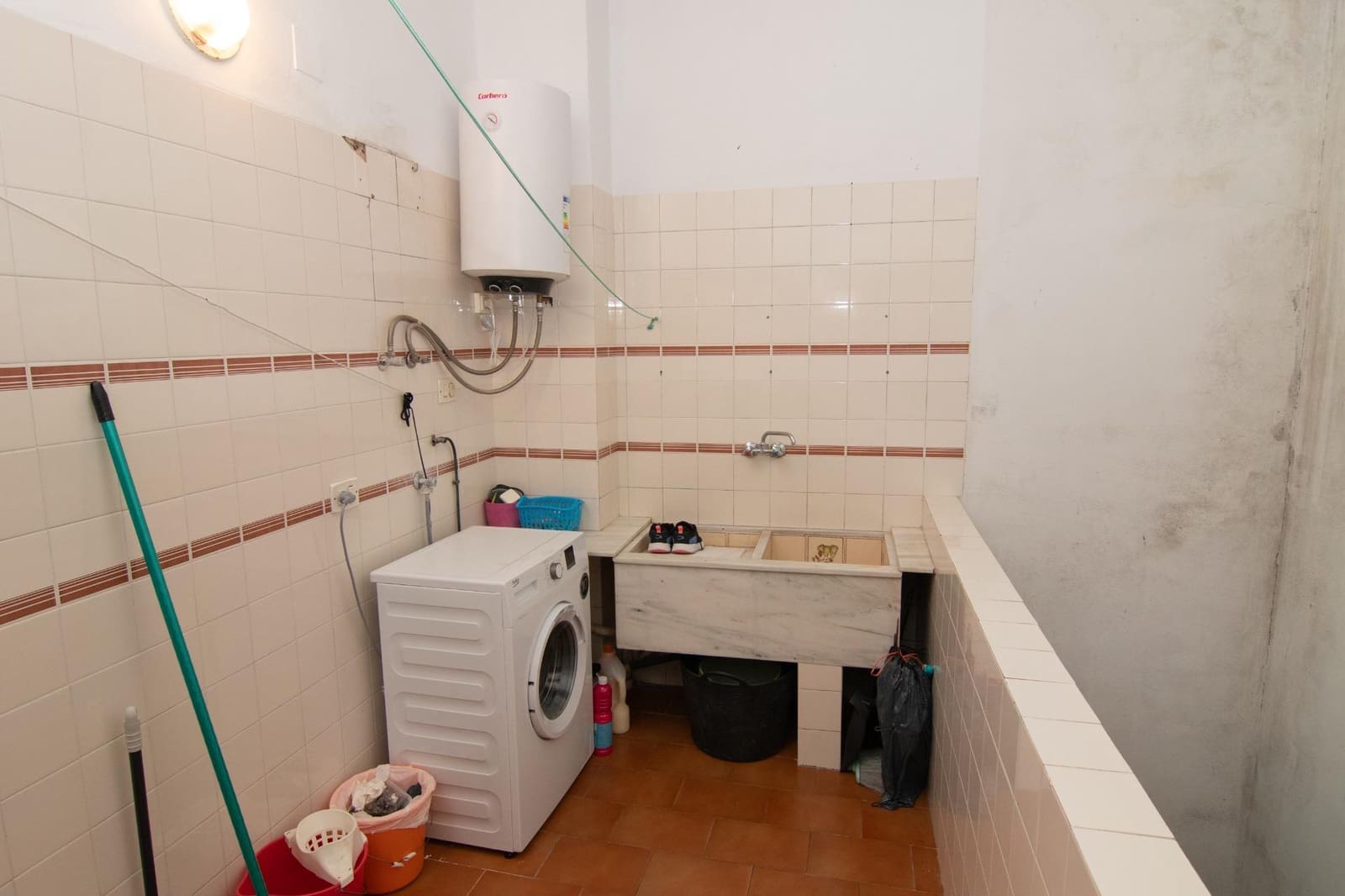 3 soveværelse Lejlighed til salg i L'Orxa / Lorcha med garage - € 55.000 (Ref: 9738623)