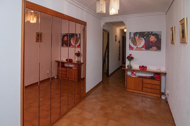 3 soveværelse Lejlighed til salg i L'Orxa / Lorcha med garage - € 55.000 (Ref: 9738623)