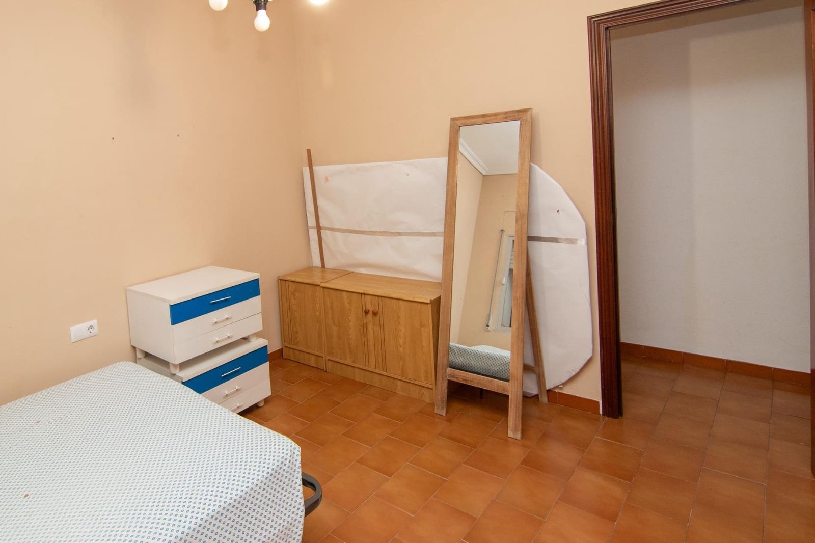 3 soveværelse Lejlighed til salg i L'Orxa / Lorcha med garage - € 55.000 (Ref: 9738623)