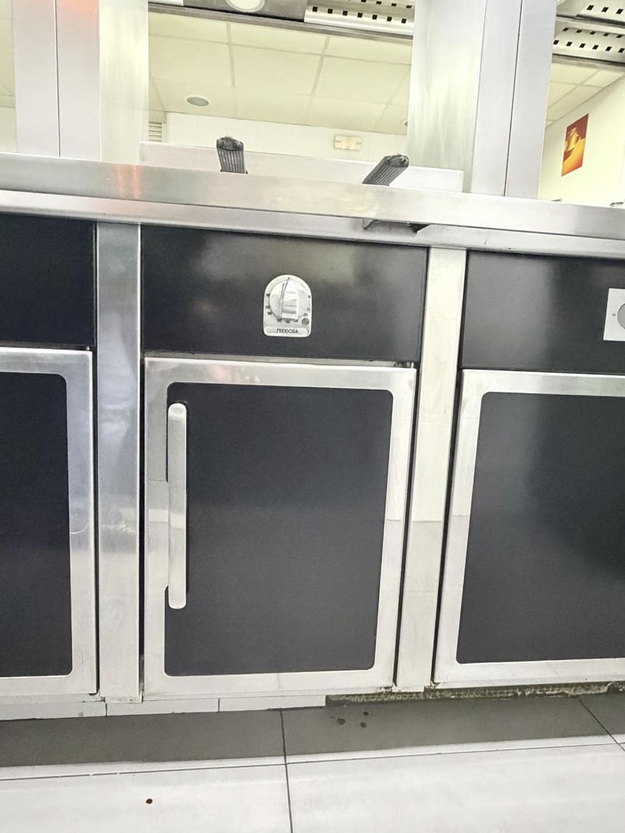 Commercial for sale in Tavernes de la Valldigna - € 430,000 (Ref: 9738624)