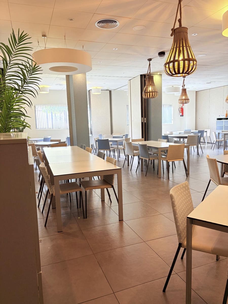 Commercial for sale in Tavernes de la Valldigna - € 430,000 (Ref: 9738624)