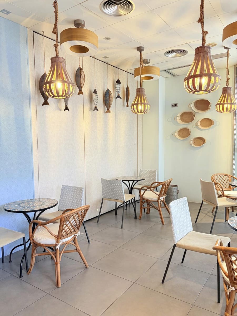 Commercial for sale in Tavernes de la Valldigna - € 430,000 (Ref: 9738624)