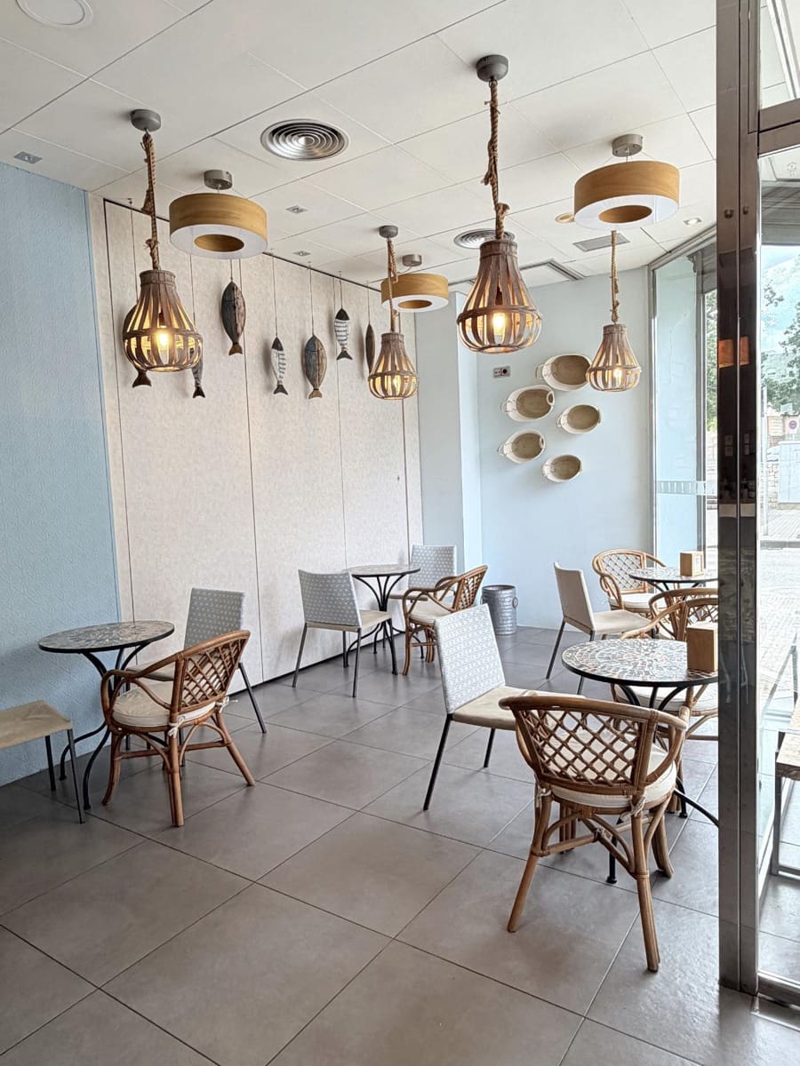 Commercial for sale in Tavernes de la Valldigna - € 430,000 (Ref: 9738624)