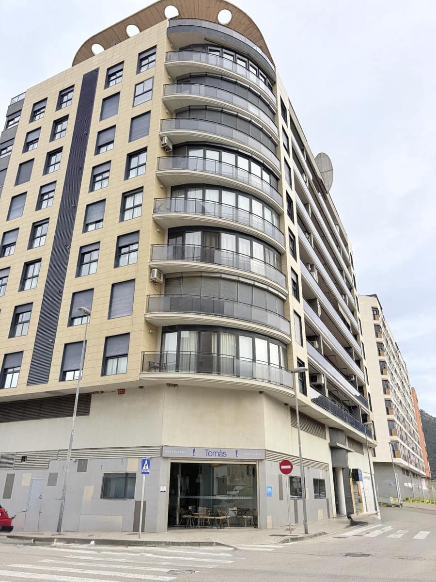 Commercial for sale in Tavernes de la Valldigna - € 430,000 (Ref: 9738624)