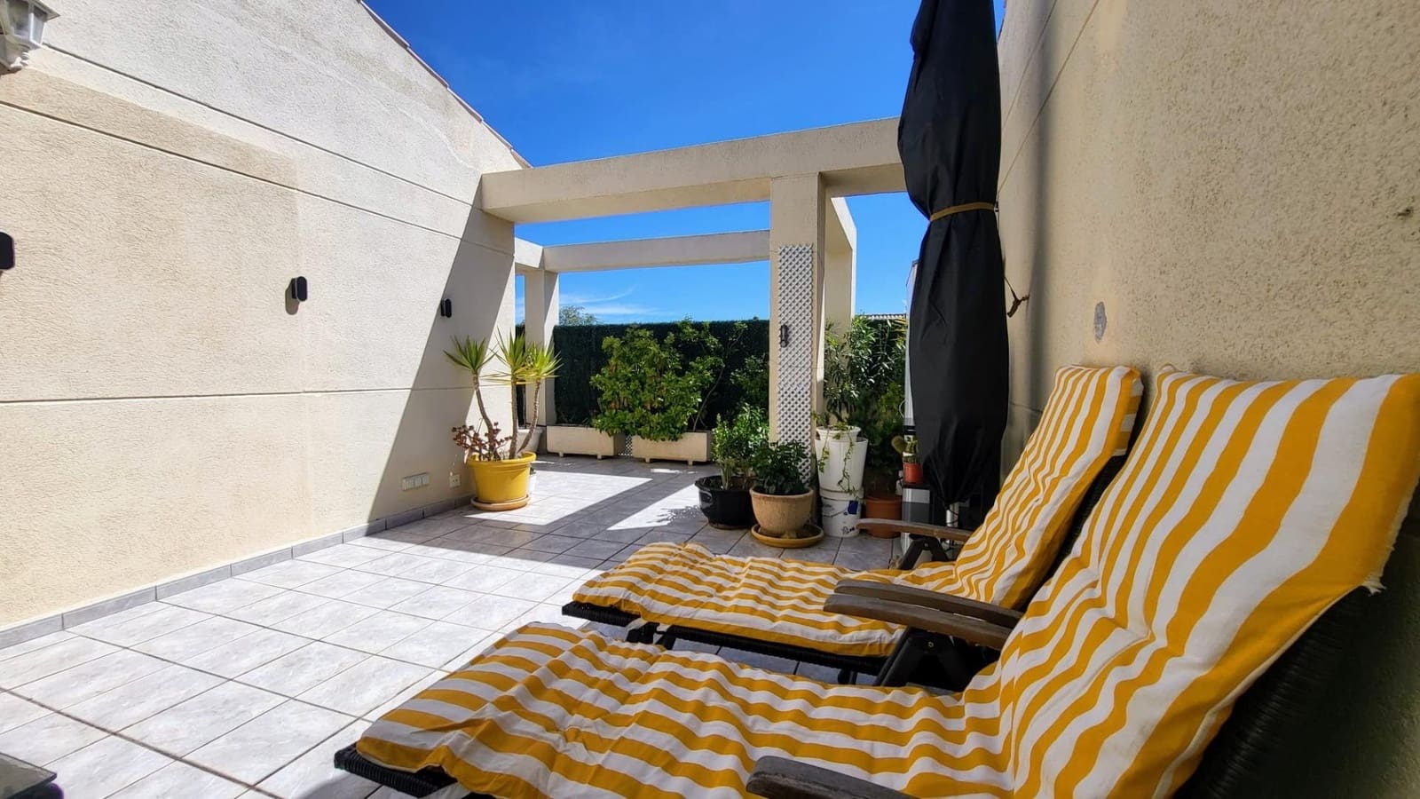 2 sovrum Takvåning till salu i Denia med pool garage - 412 000 € (Ref: 9741766)