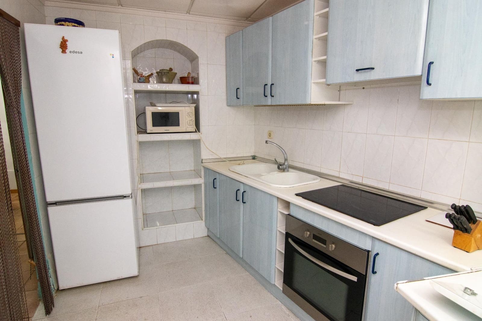 4 bedroom Townhouse for sale in Planes - € 80,000 (Ref: 9741804)