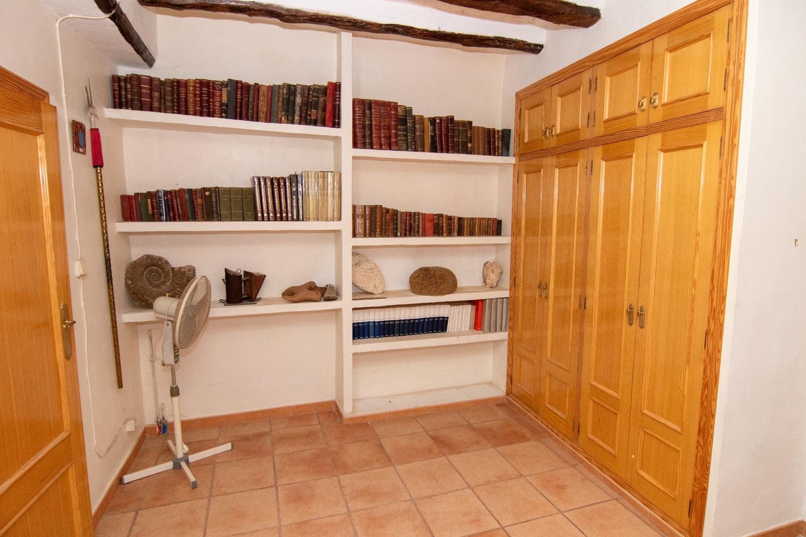 4 bedroom Townhouse for sale in Planes - € 80,000 (Ref: 9741804)