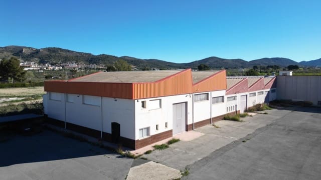 Biznes na sprzedaż w Onil - 950 000 € (Ref: 9770711)