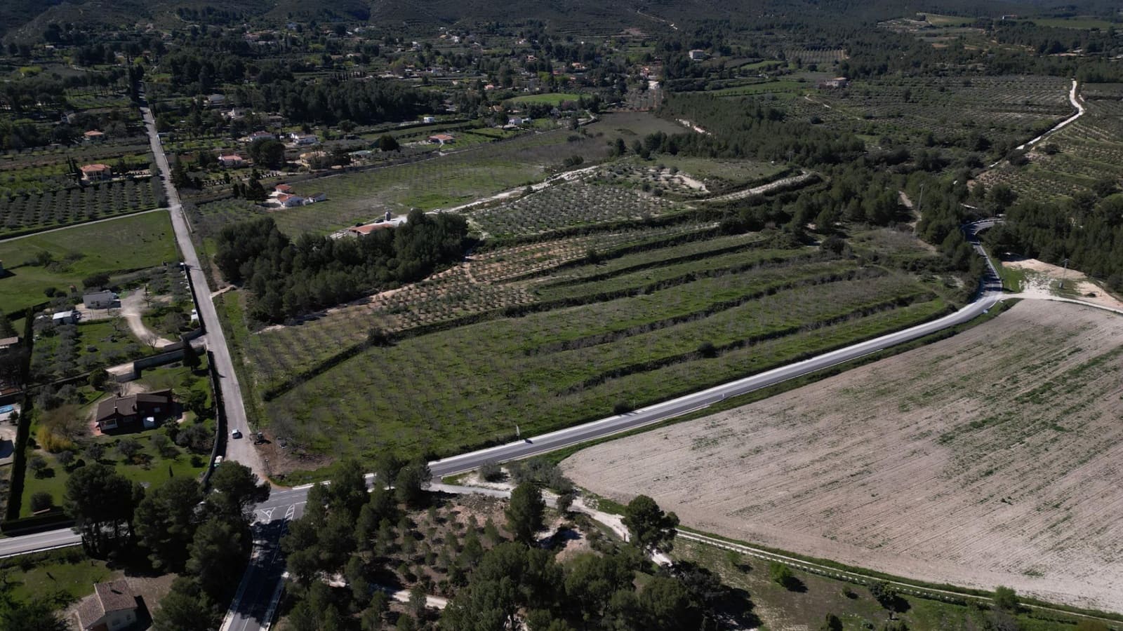 Building Plot for sale in Ontinyent - € 330,000 (Ref: 9773104)