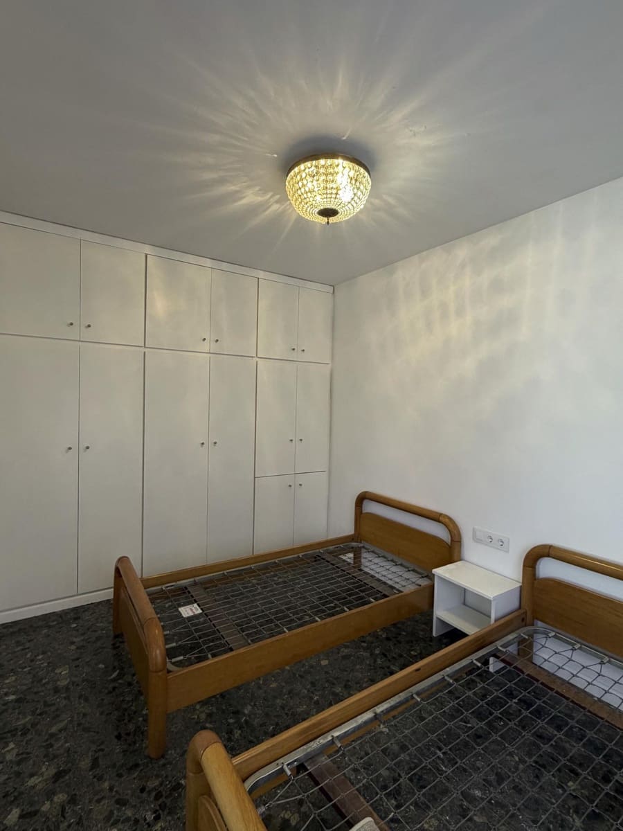 1 slaapkamer Flat te huur in Torrent - € 1.000 (Ref: 9784493)