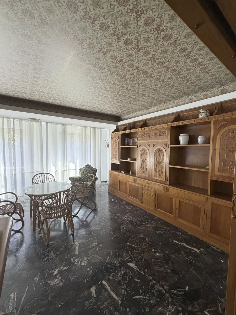 1 slaapkamer Flat te huur in Torrent - € 1.000 (Ref: 9784493)