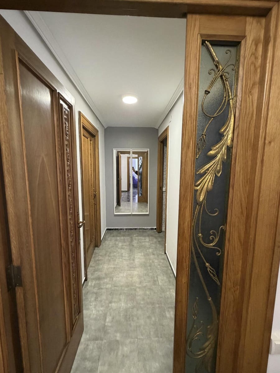 1 slaapkamer Flat te huur in Torrent - € 1.000 (Ref: 9784493)