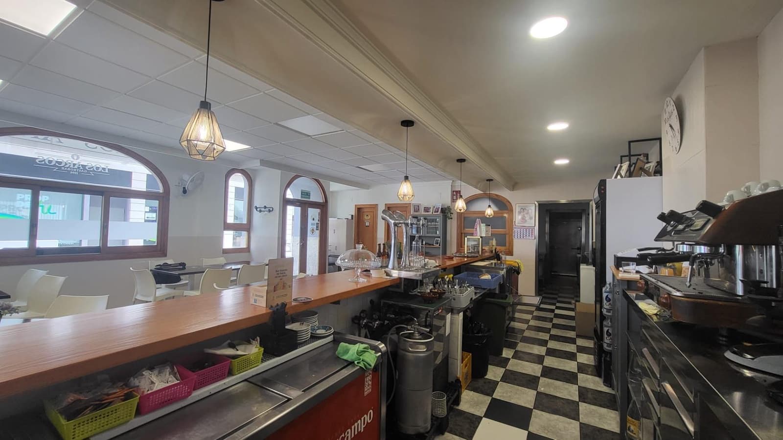 Entreprise à vendre à Gandia - 278 000 € (Ref: 9797154)