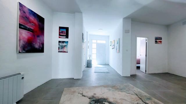 5 makuuhuone Rivitalo myytävänä paikassa Barx mukana 
autotalli - 225 000 € (Ref: 9799309)