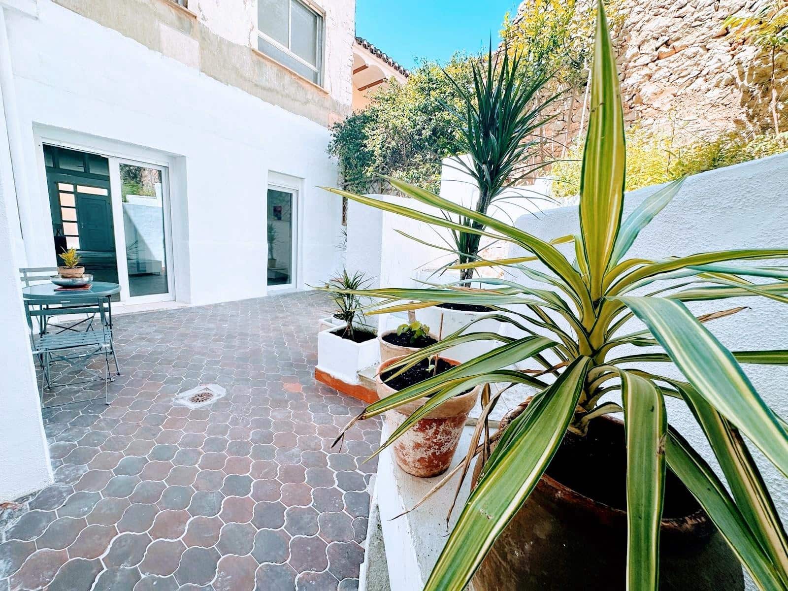 5 makuuhuone Rivitalo myytävänä paikassa Barx mukana 
autotalli - 225 000 € (Ref: 9799309)