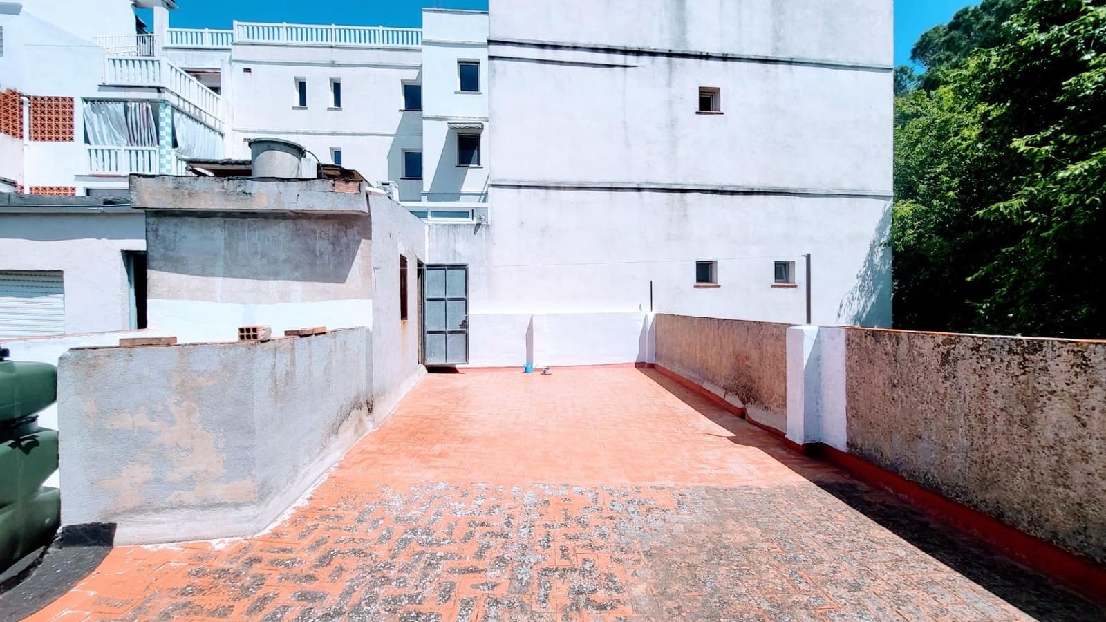 5 makuuhuone Rivitalo myytävänä paikassa Barx mukana 
autotalli - 225 000 € (Ref: 9799309)