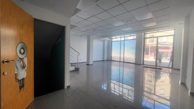 Commerciale in vendita in Tavernes de la Valldigna - 219.000 € (Rif: 9811971)