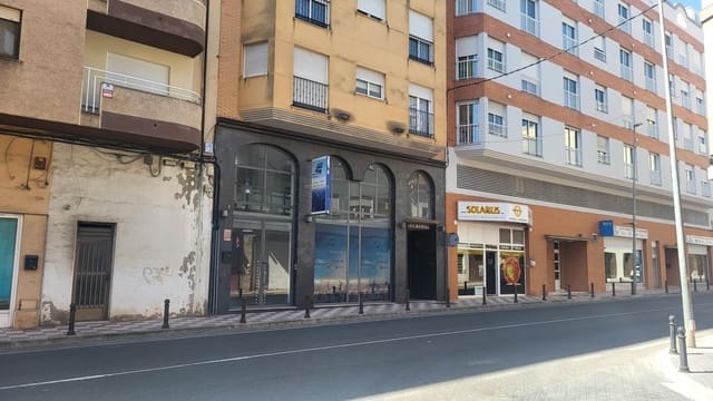 Commerciale in vendita in Tavernes de la Valldigna - 219.000 € (Rif: 9811971)