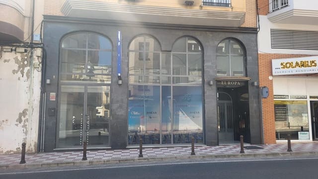Commerciale in vendita in Tavernes de la Valldigna - 219.000 € (Rif: 9811971)