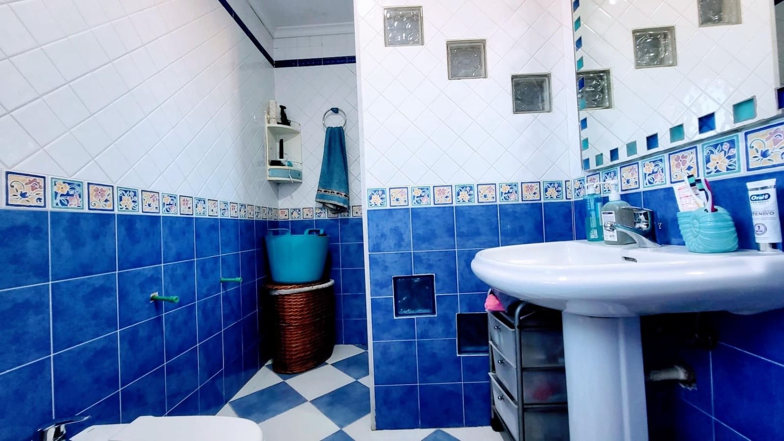 3 soverom Villa til salgs i Ador med svømmebasseng garasje - € 409 000 (Ref: 9840379)