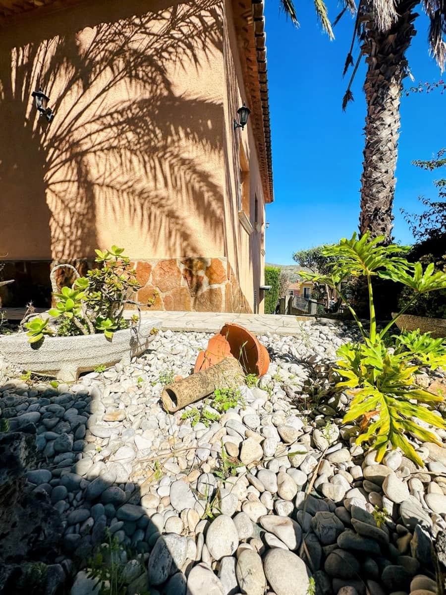 3 soverom Villa til salgs i Ador med svømmebasseng garasje - € 409 000 (Ref: 9840379)