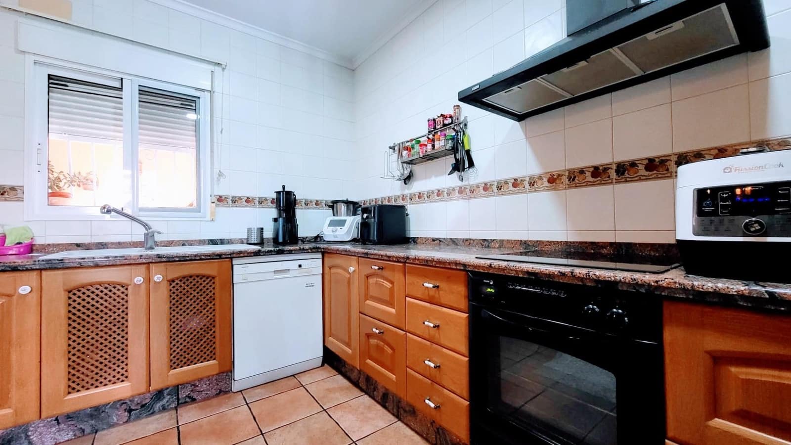 3 soverom Villa til salgs i Ador med svømmebasseng garasje - € 409 000 (Ref: 9840379)