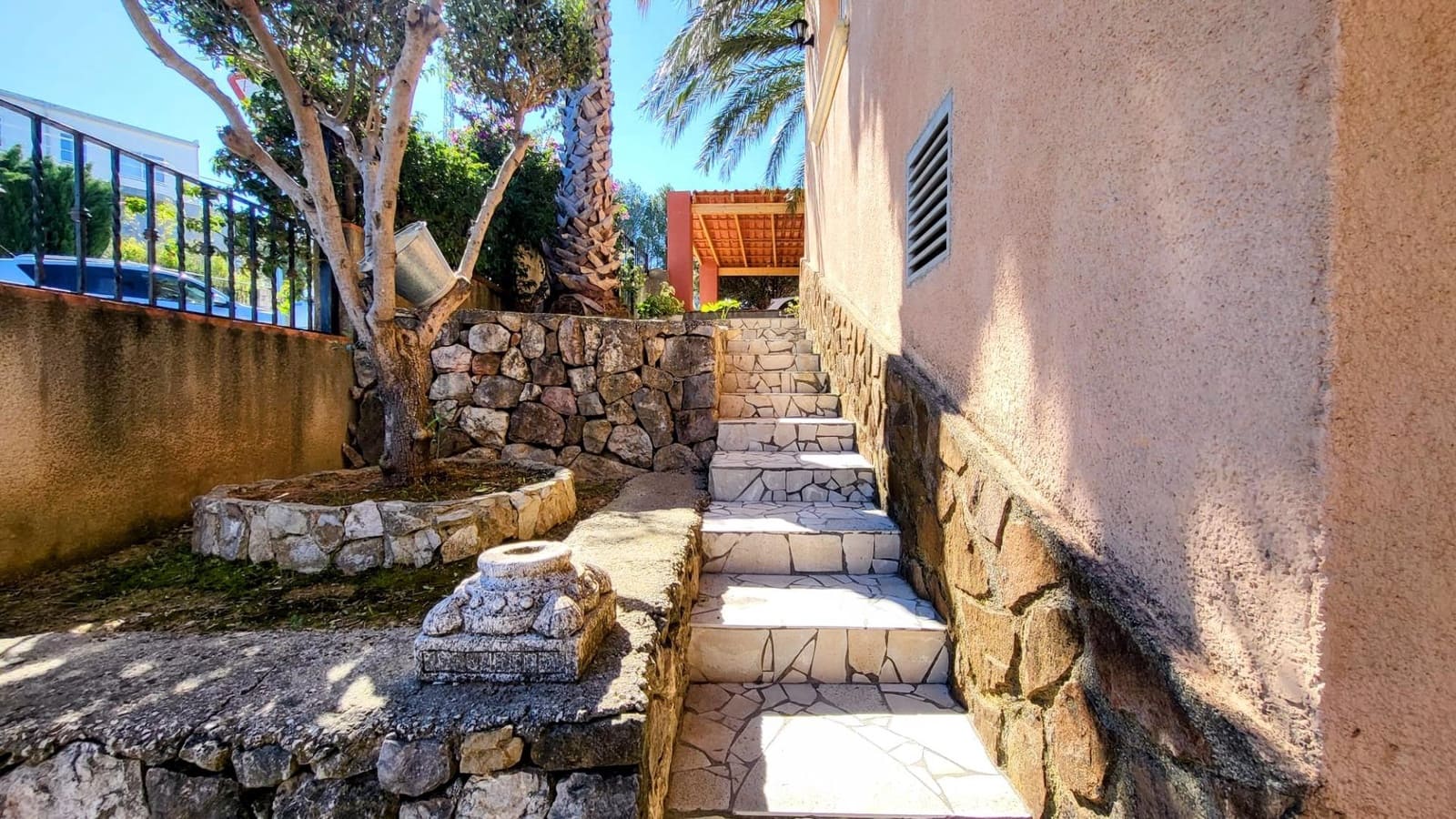 3 soverom Villa til salgs i Ador med svømmebasseng garasje - € 409 000 (Ref: 9840379)