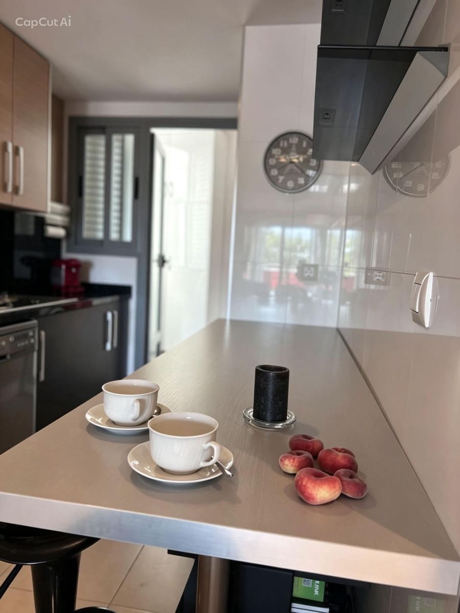2 bedroom Apartment for sale in Denia with pool garage - € 399,000 (Ref: 9867074)