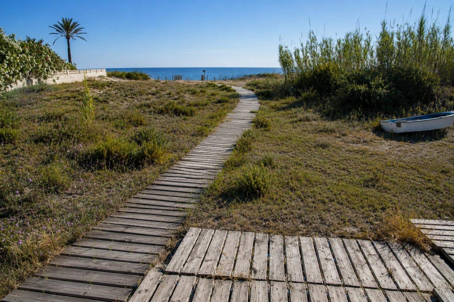 2 bedroom Apartment for sale in Denia with pool garage - € 399,000 (Ref: 9867074)