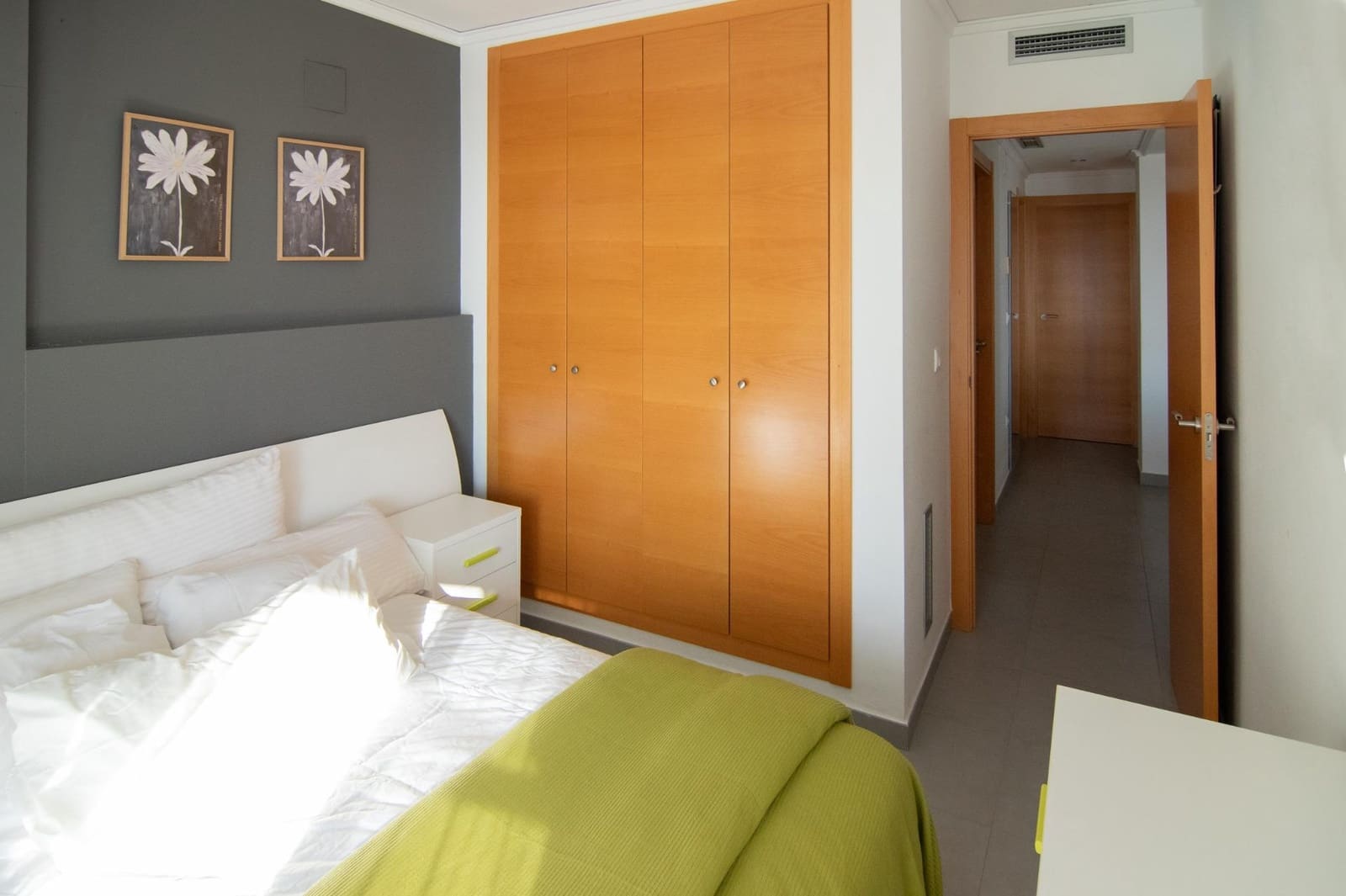 2 bedroom Apartment for sale in Denia with pool garage - € 399,000 (Ref: 9867074)