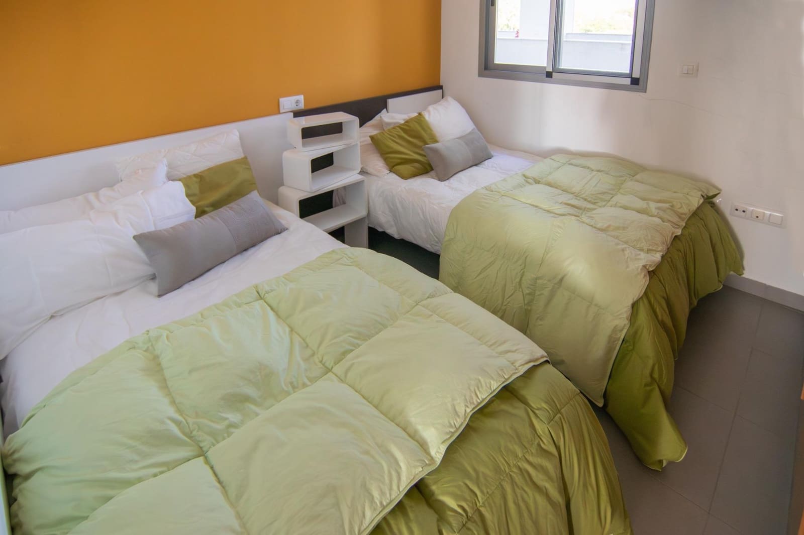 2 bedroom Apartment for sale in Denia with pool garage - € 399,000 (Ref: 9867074)