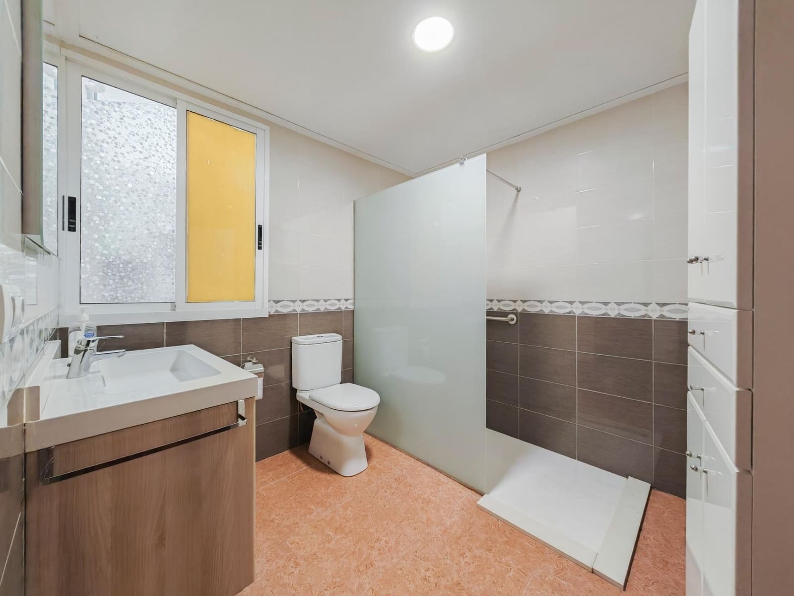 5 chambre Maison de Ville à vendre à Otos - 50 000 € (Ref: 9867076)
