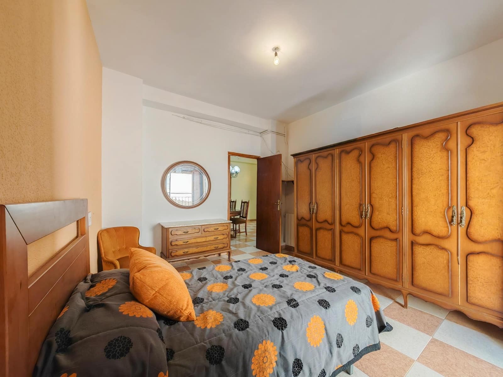 5 chambre Maison de Ville à vendre à Otos - 50 000 € (Ref: 9867076)