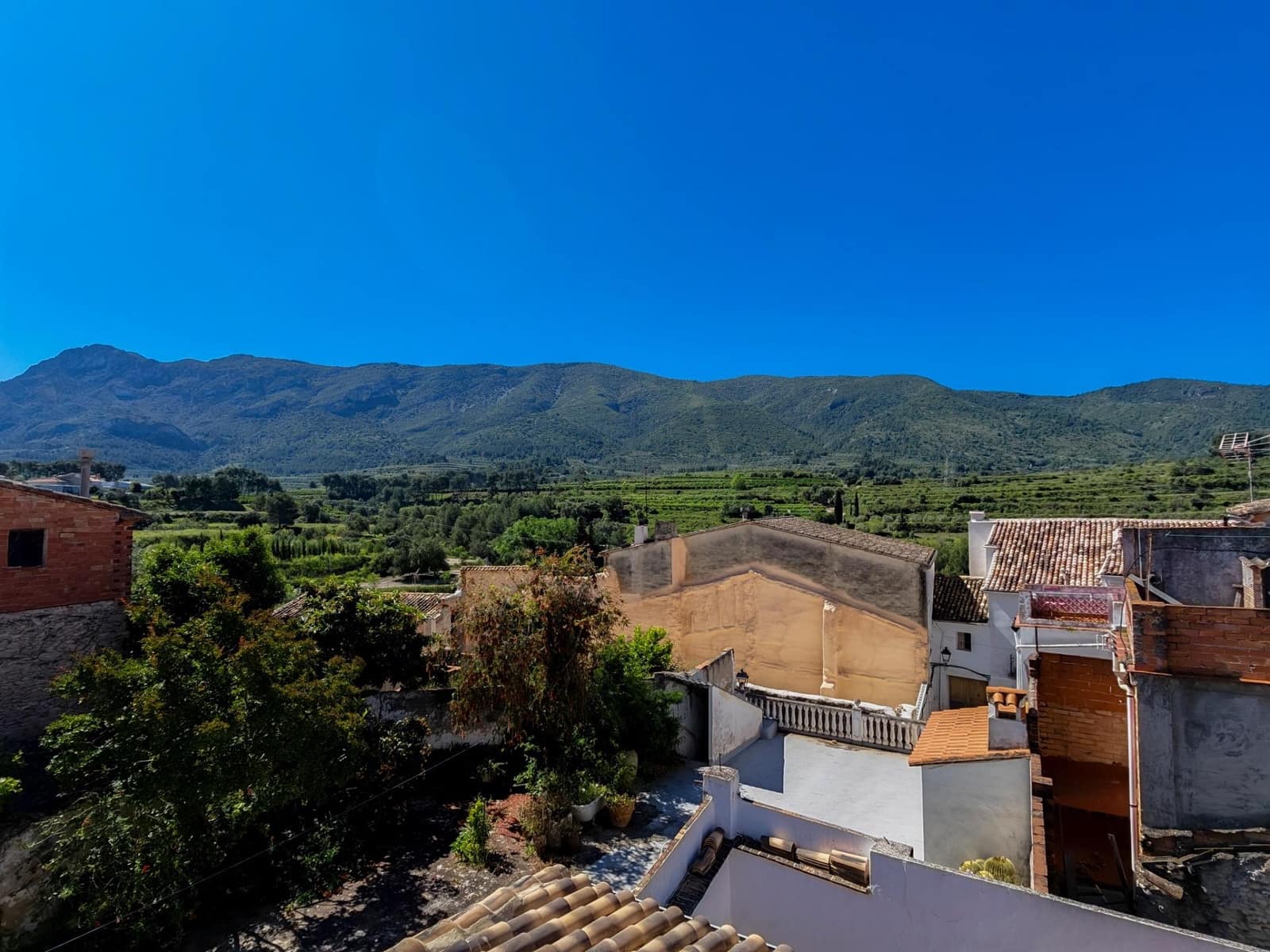 5 chambre Maison de Ville à vendre à Otos - 50 000 € (Ref: 9867076)