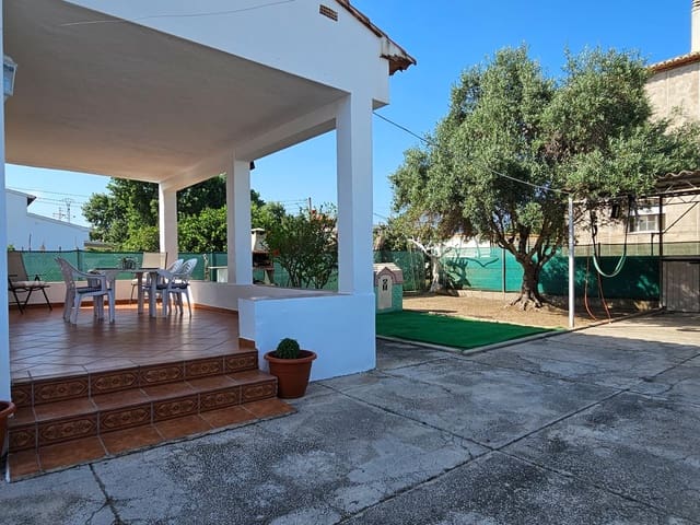 2 makuuhuone Huvila myytävänä paikassa Oliva - 295 000 € (Ref: 9898741)