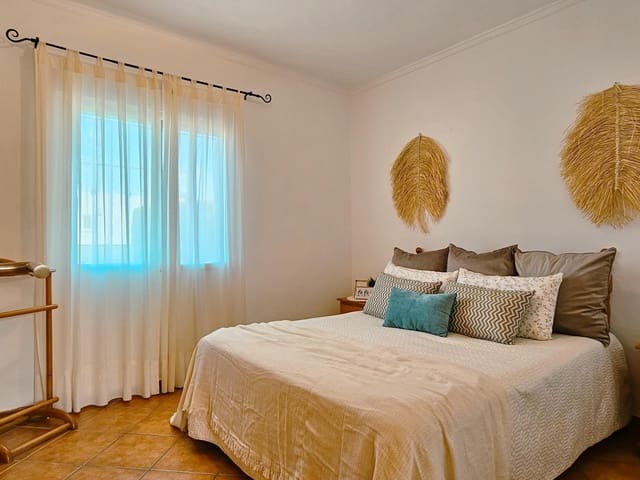 2 sypialnia Willa na sprzedaż w Oliva z garażem - 279 000 € (Ref: 9898741)