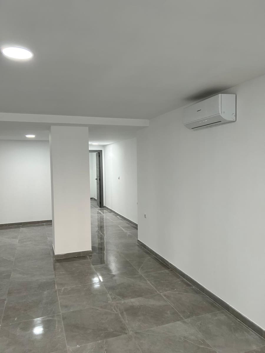 1 makuuhuone Kaupallinen myytävänä paikassa Gandia - 250 000 € (Ref: 9898742)