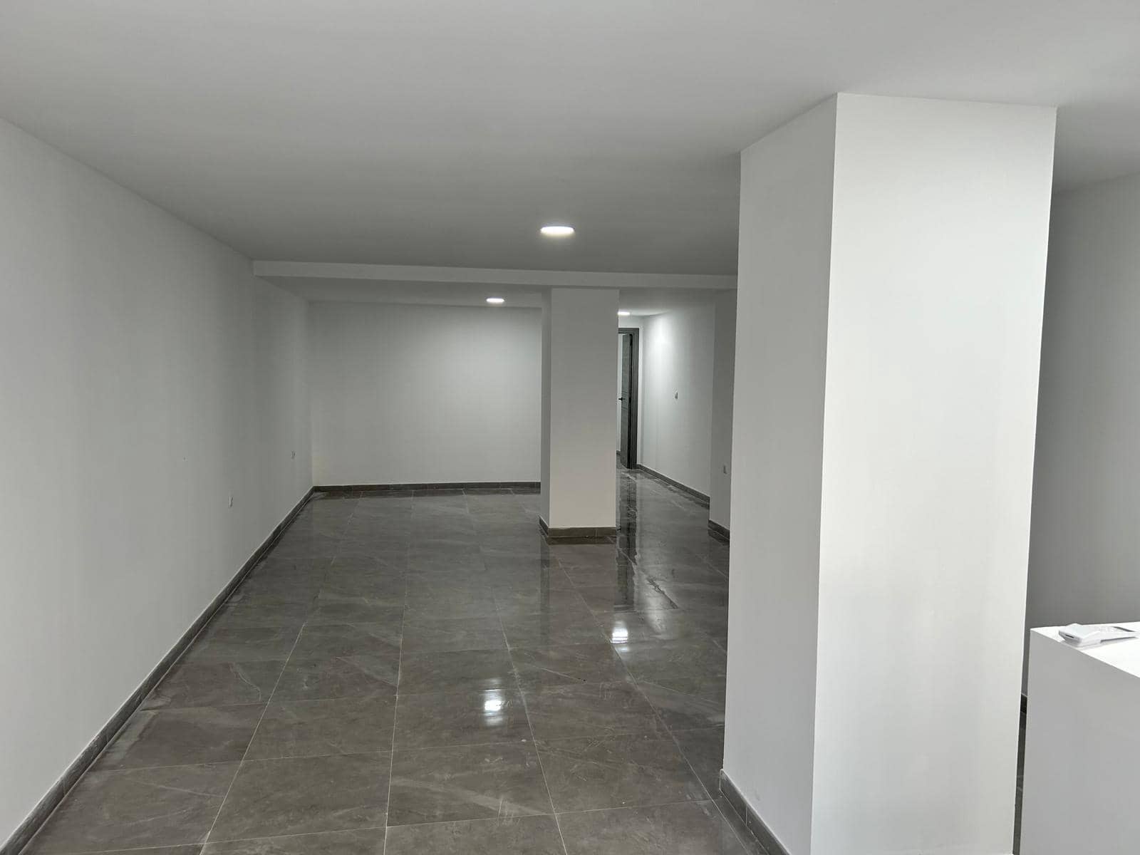 1 makuuhuone Kaupallinen myytävänä paikassa Gandia - 250 000 € (Ref: 9898742)