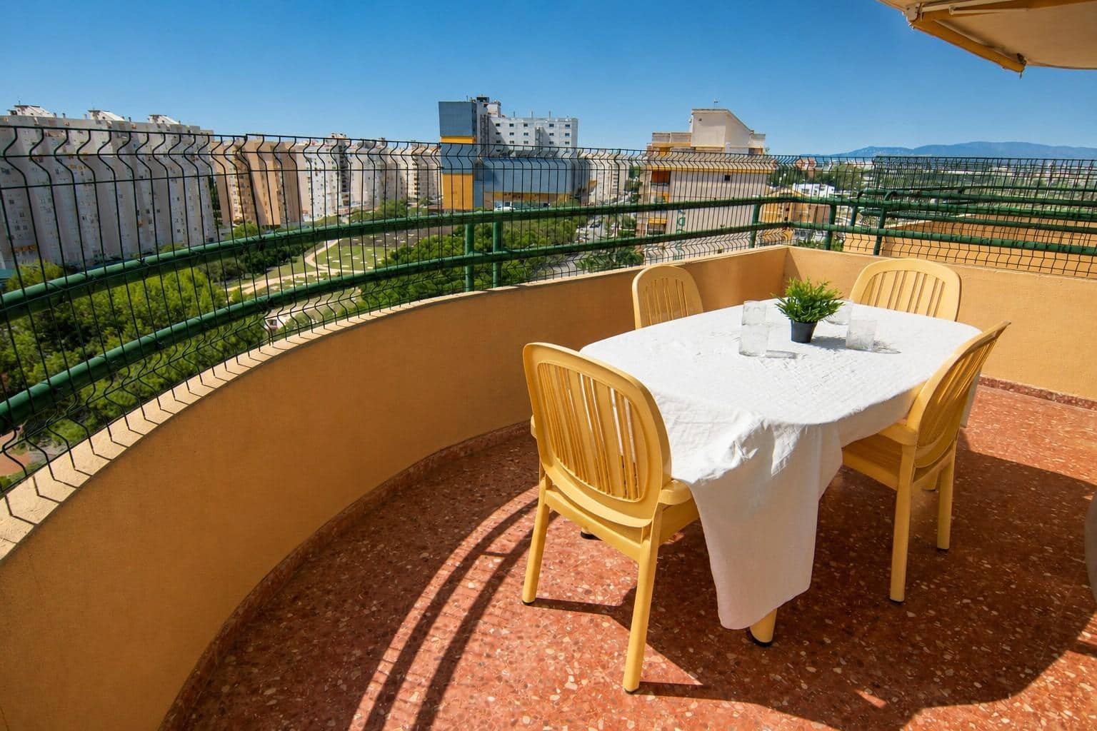 3 soveværelse Lejlighed til salg i Gandia med swimmingpool garage - € 300.000 (Ref: 9904015)
