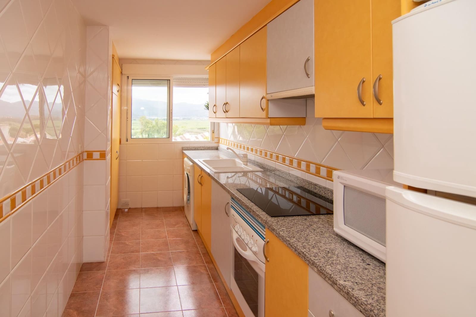 3 soverom Leilighet til salgs i Gandia med svømmebasseng garasje - € 300 000 (Ref: 9904015)