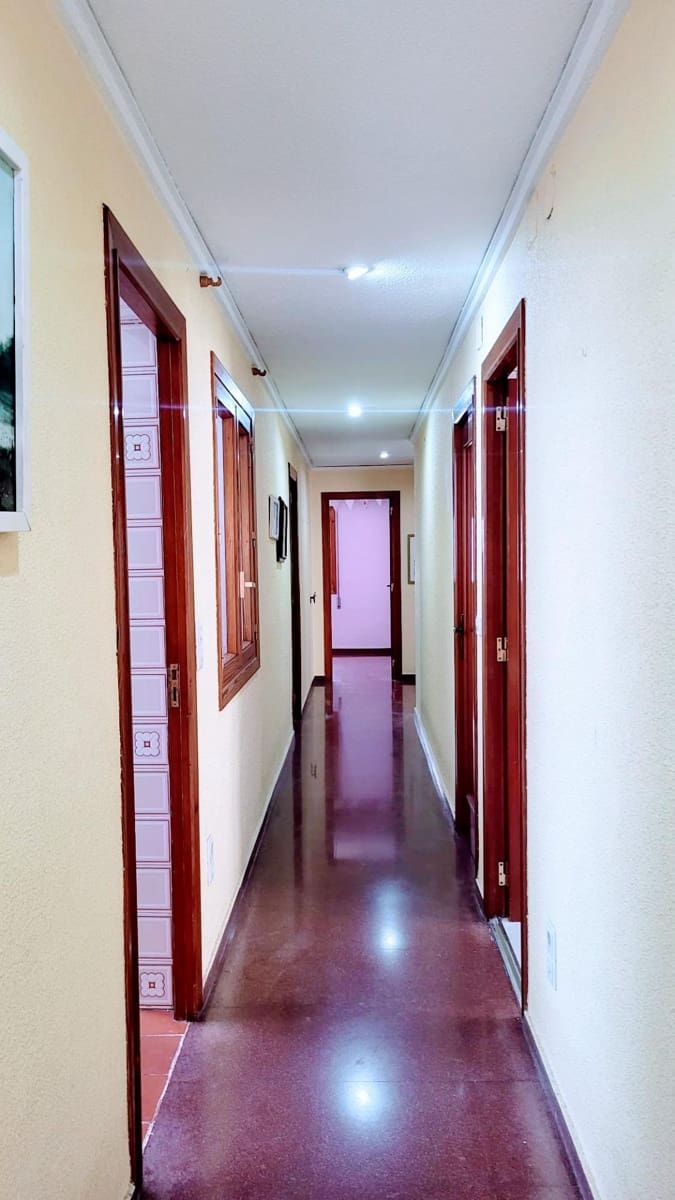 4 bedroom Flat for sale in Oliva - € 134,000 (Ref: 9929449)