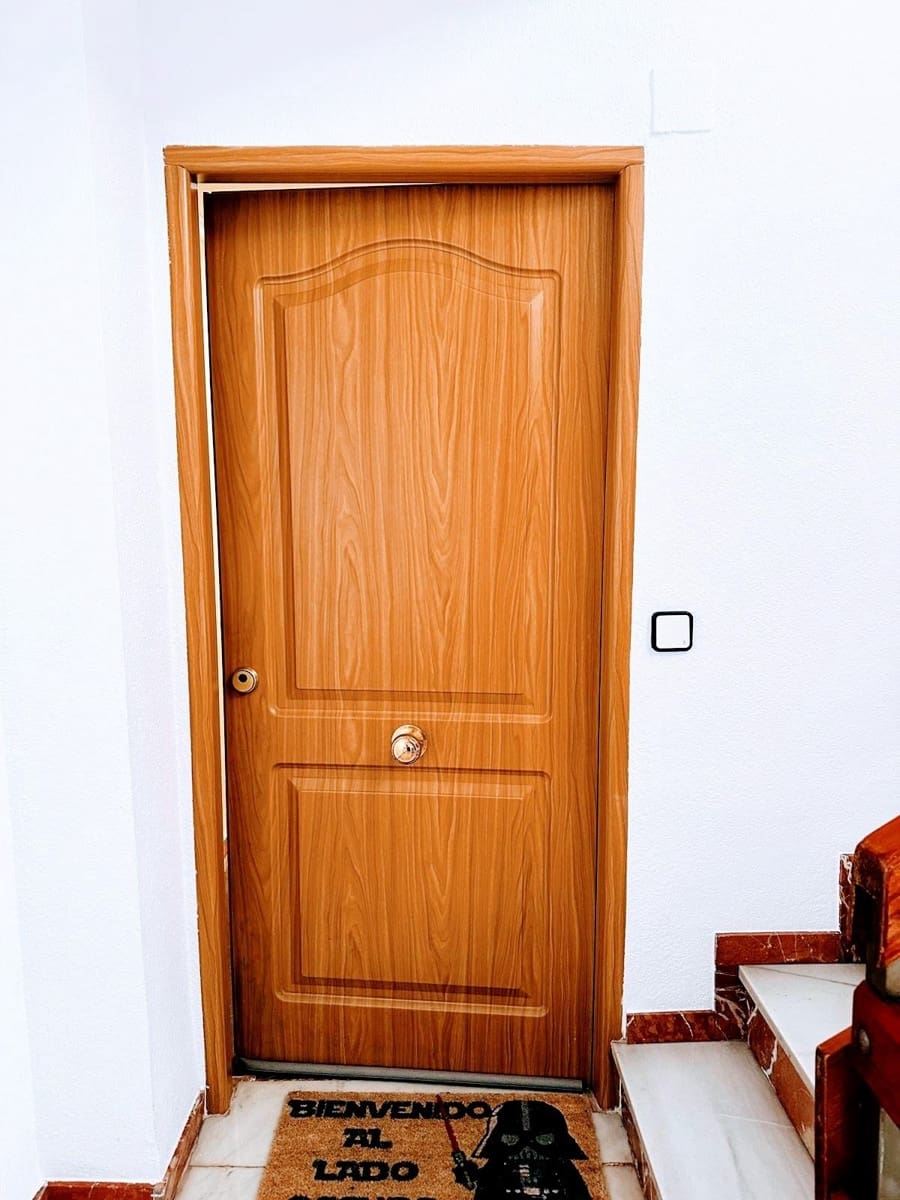 4 bedroom Flat for sale in Oliva - € 134,000 (Ref: 9929449)