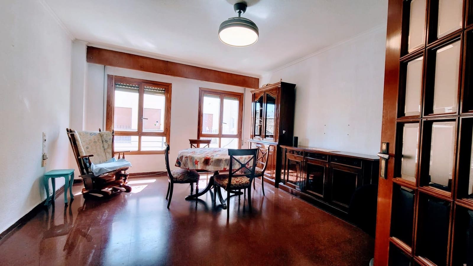 4 bedroom Flat for sale in Oliva - € 134,000 (Ref: 9929449)