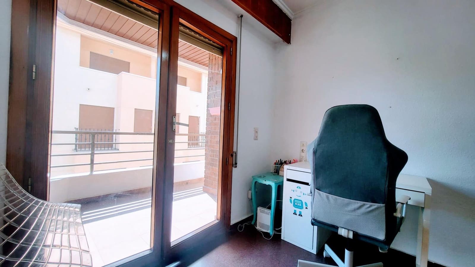4 bedroom Flat for sale in Oliva - € 134,000 (Ref: 9929449)