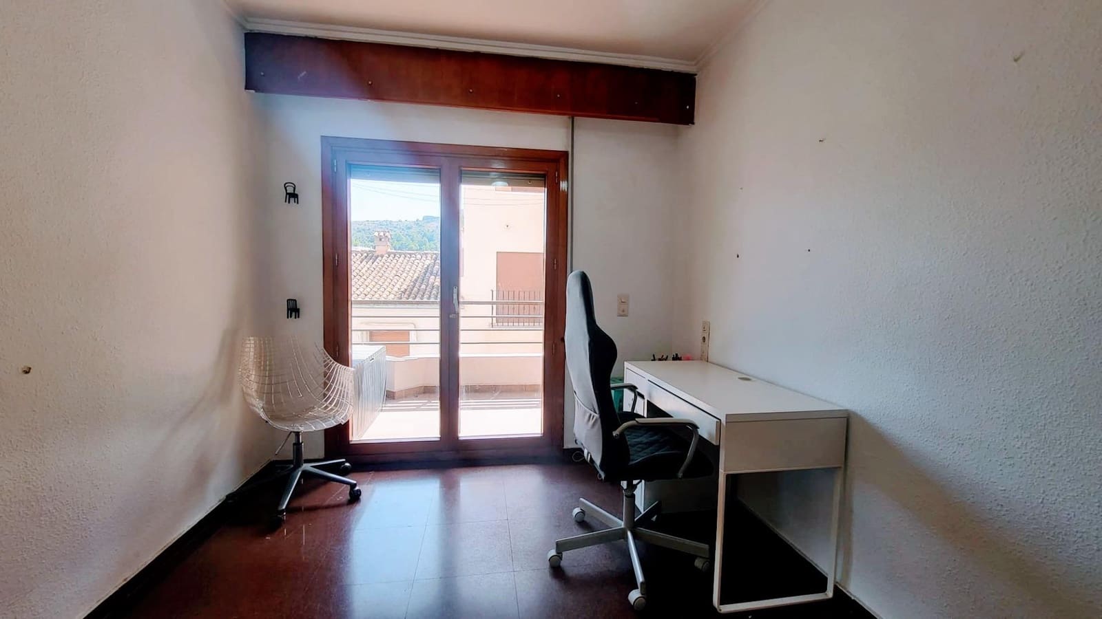 4 bedroom Flat for sale in Oliva - € 134,000 (Ref: 9929449)