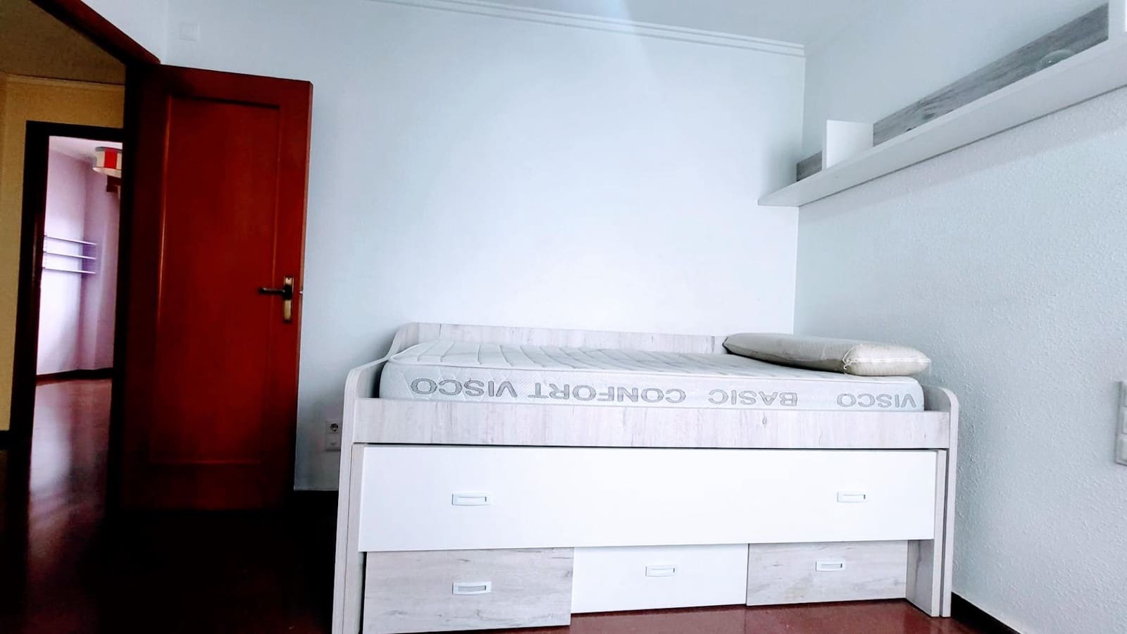 4 bedroom Flat for sale in Oliva - € 134,000 (Ref: 9929449)